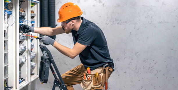 Best Licensed Electrician  in Sayville, NY